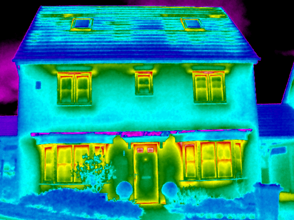 thermal-image-of-house-heat-loss-survey